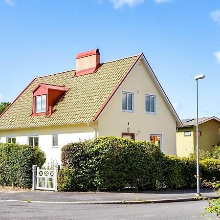 Egen Ovanvaning I Charmig Villa Naera Havet Ystad Exterior foto